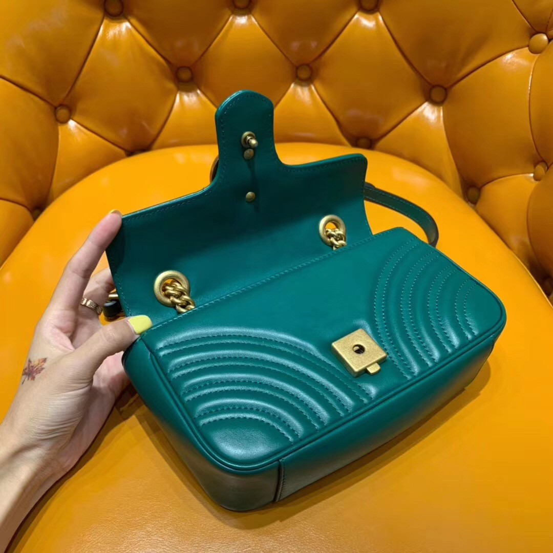 GG Marmont Shoulder Bag 22cm