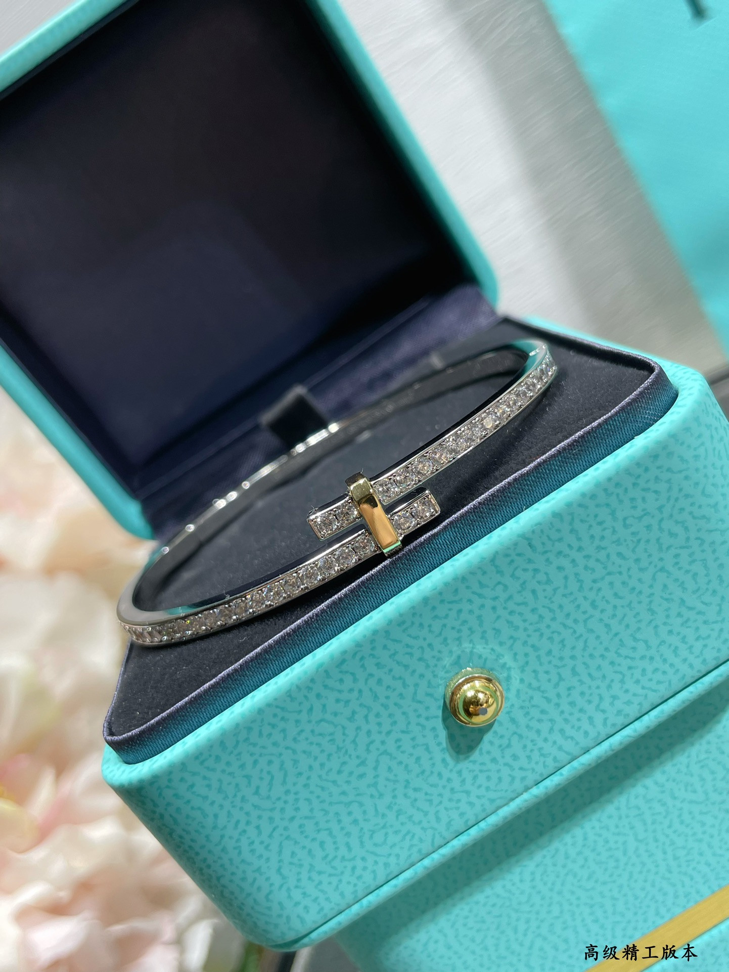 T*f*ny & co. circle dual-tone bracelet