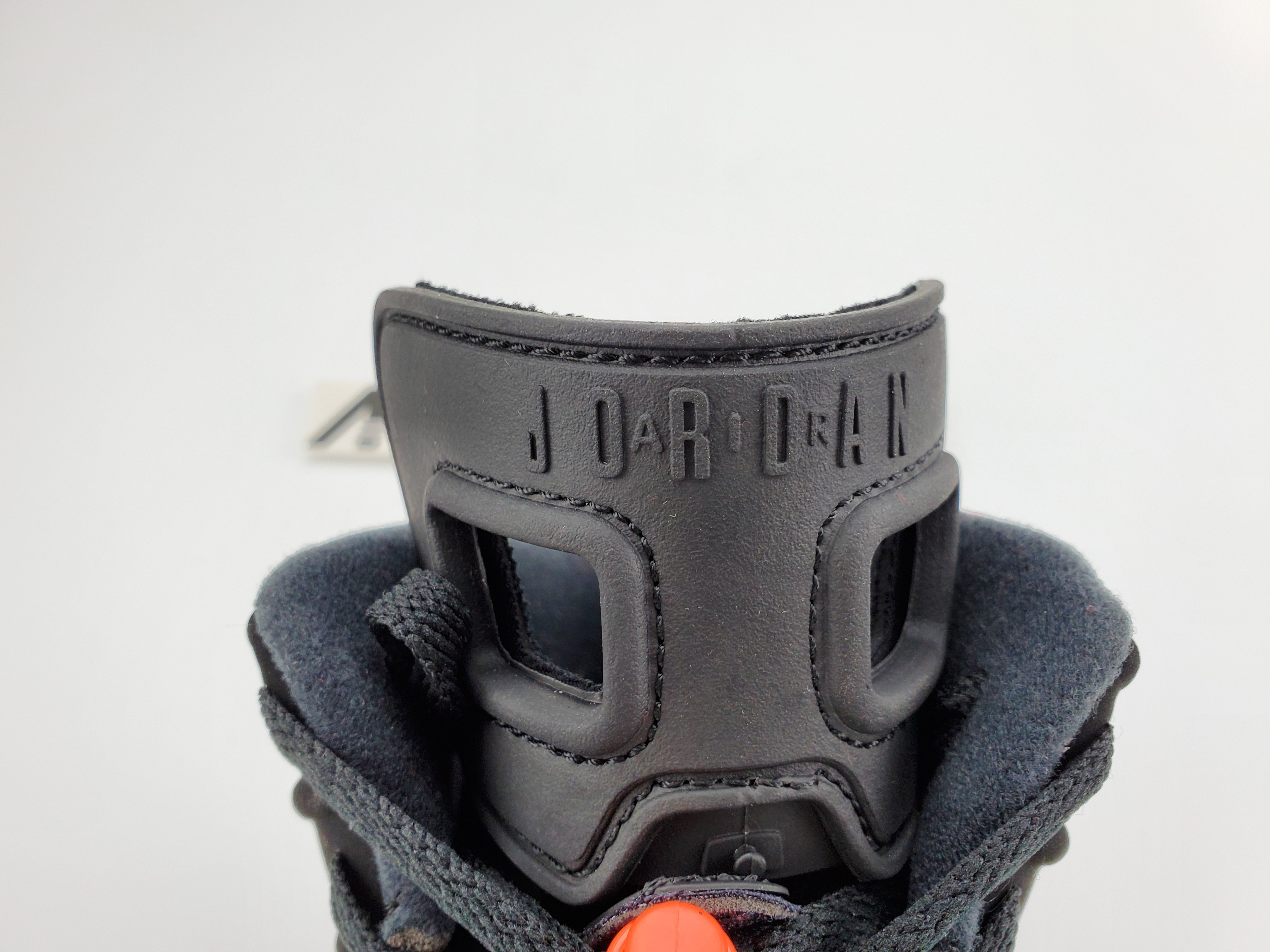 Jordan 6 Retro Black Infrared (2019)