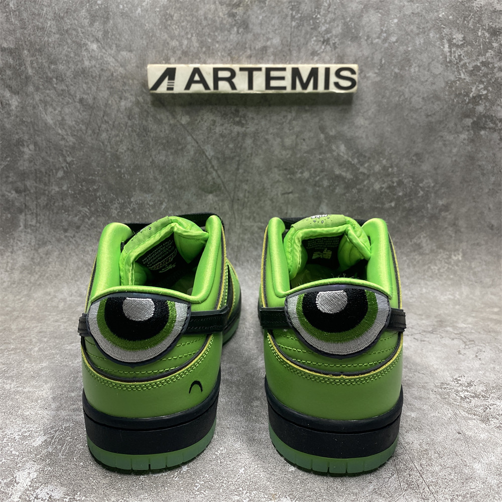 THE POWERPUFF GIRLS X DUNK LOW PRO SB QS 