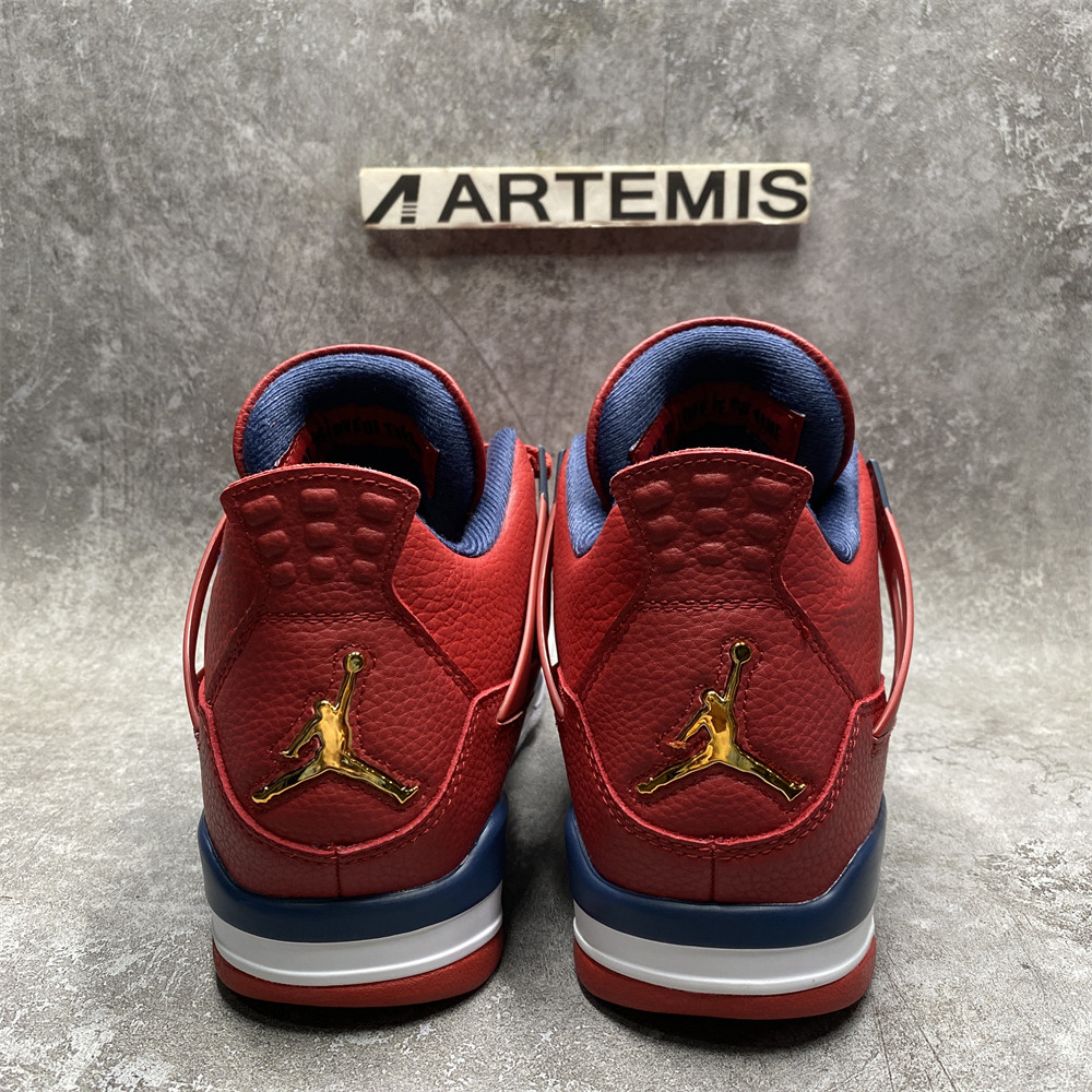 AIR JORDAN 4 RETRO 