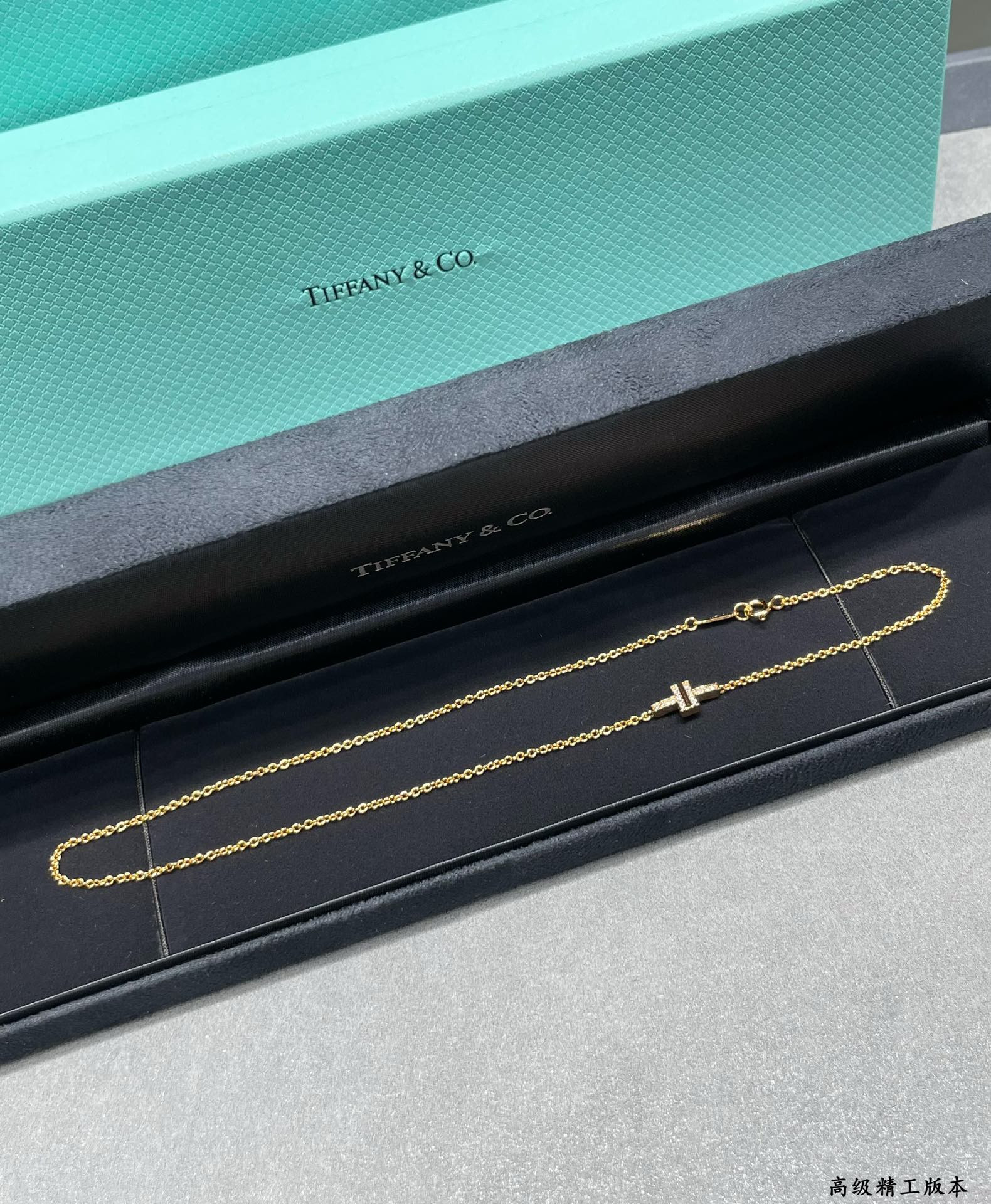 t*f*ny & co. double t Di*m*nd bracelet 17cm