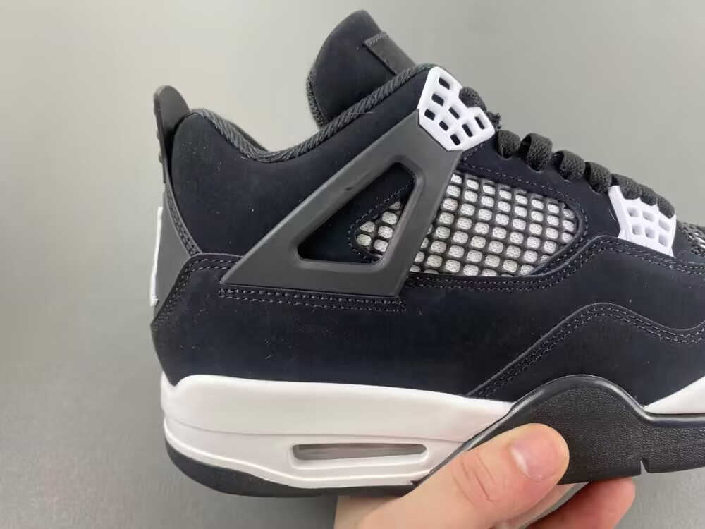 UA Air Jordan 4 Retro White Thunder