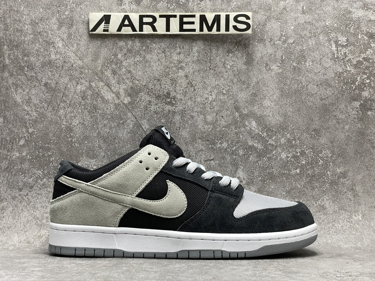 Nike Sb Zoom Dunk Low Pro Black/Wolf Grey-White-White
