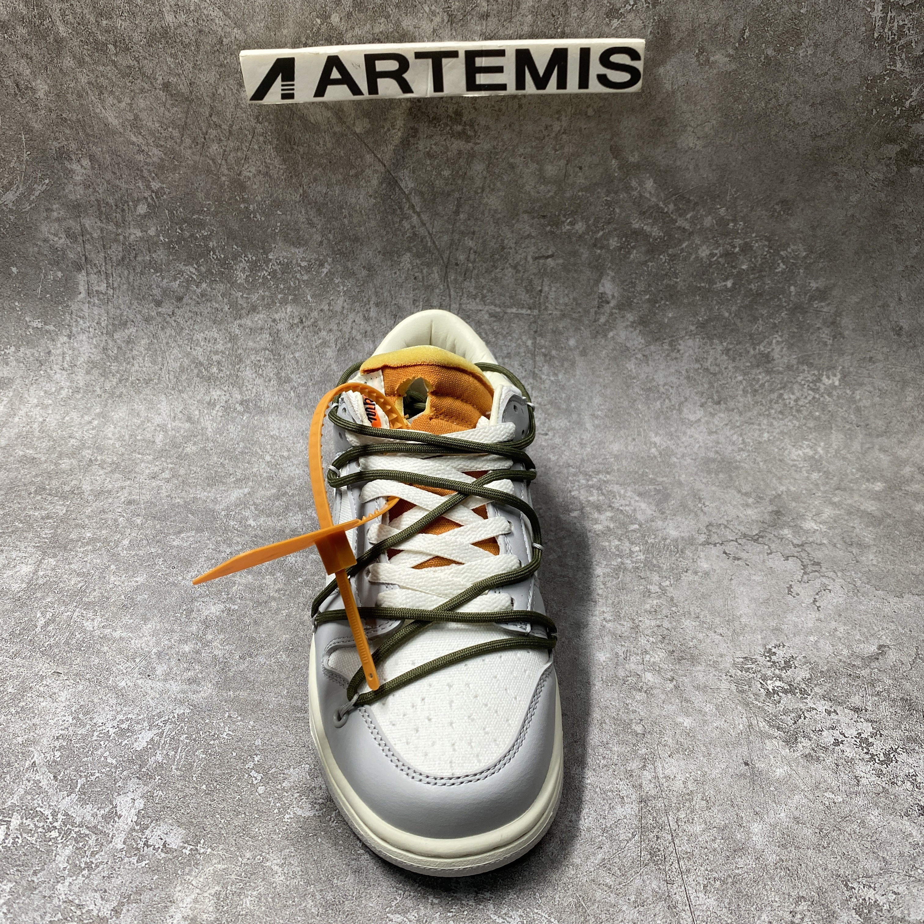 Nike Dunk Low Off-White Lot 22