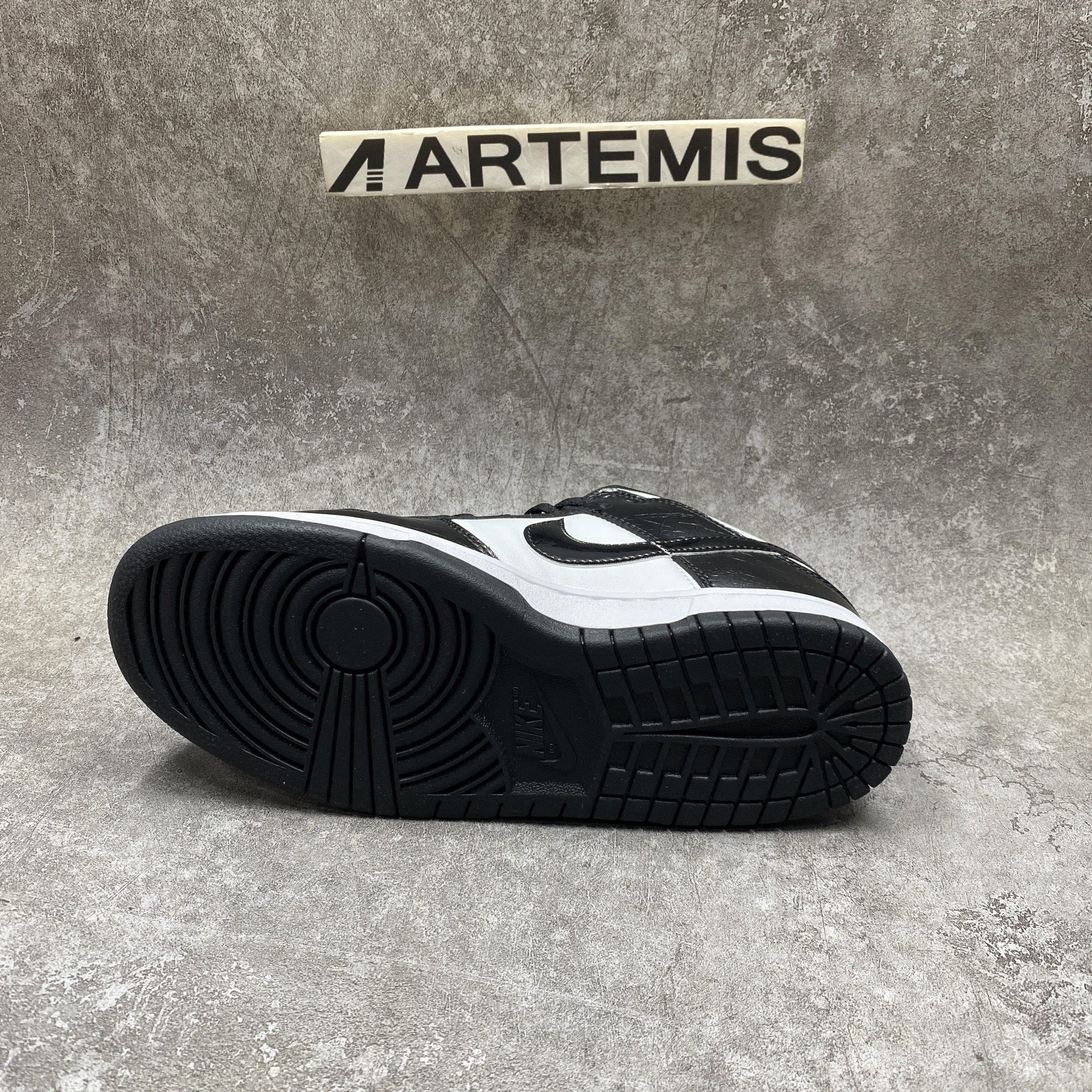 Nike Dunk Low World Champ