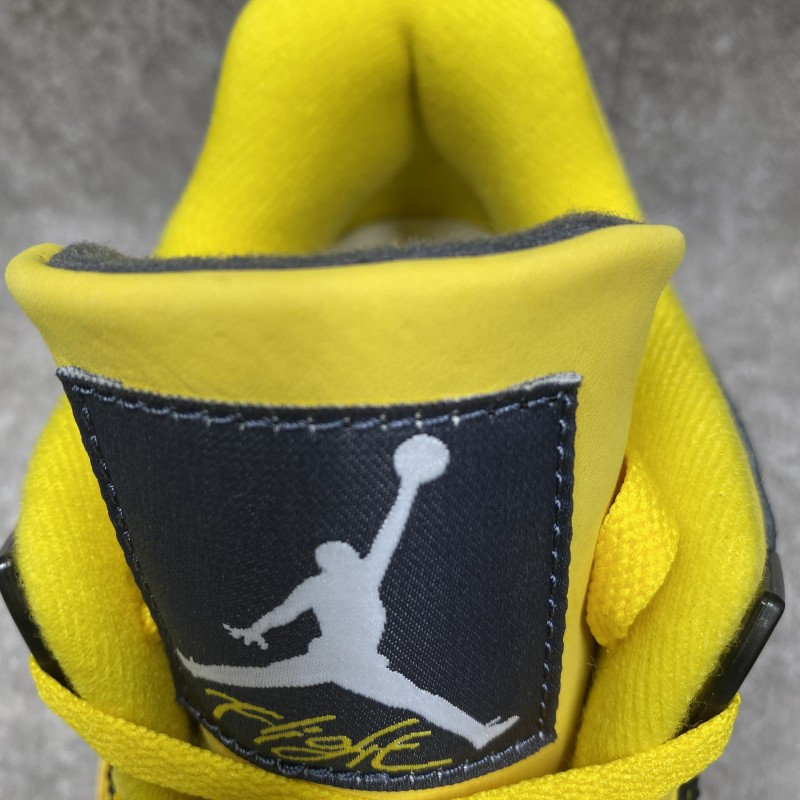 Air Jordan 4 Retro Lightning (2021)