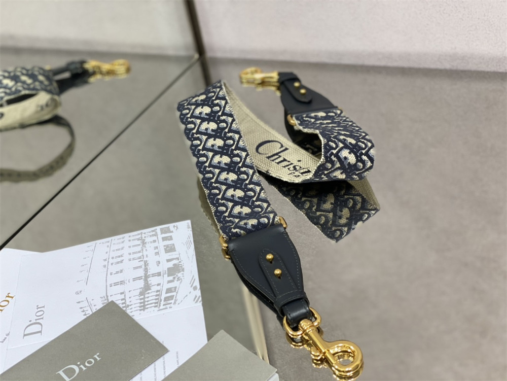 large D*or bobby bag white box calfskin