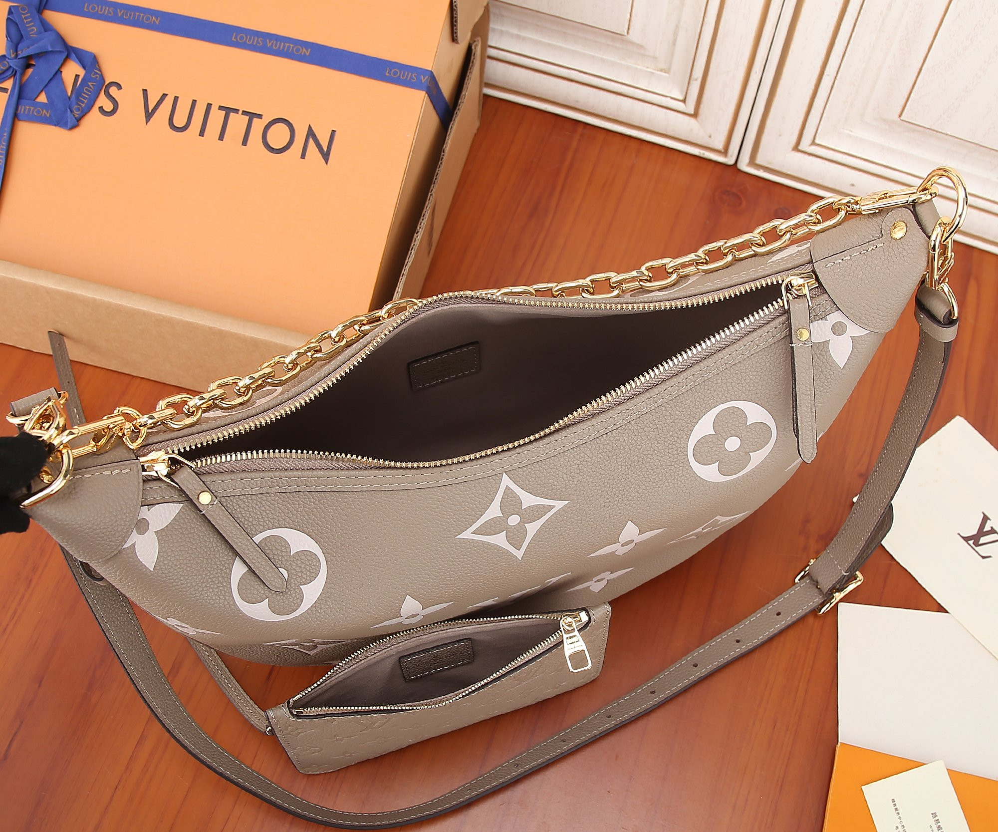 LV Loop Hobo M46738 15 x 10.2 x 3.9 inches
