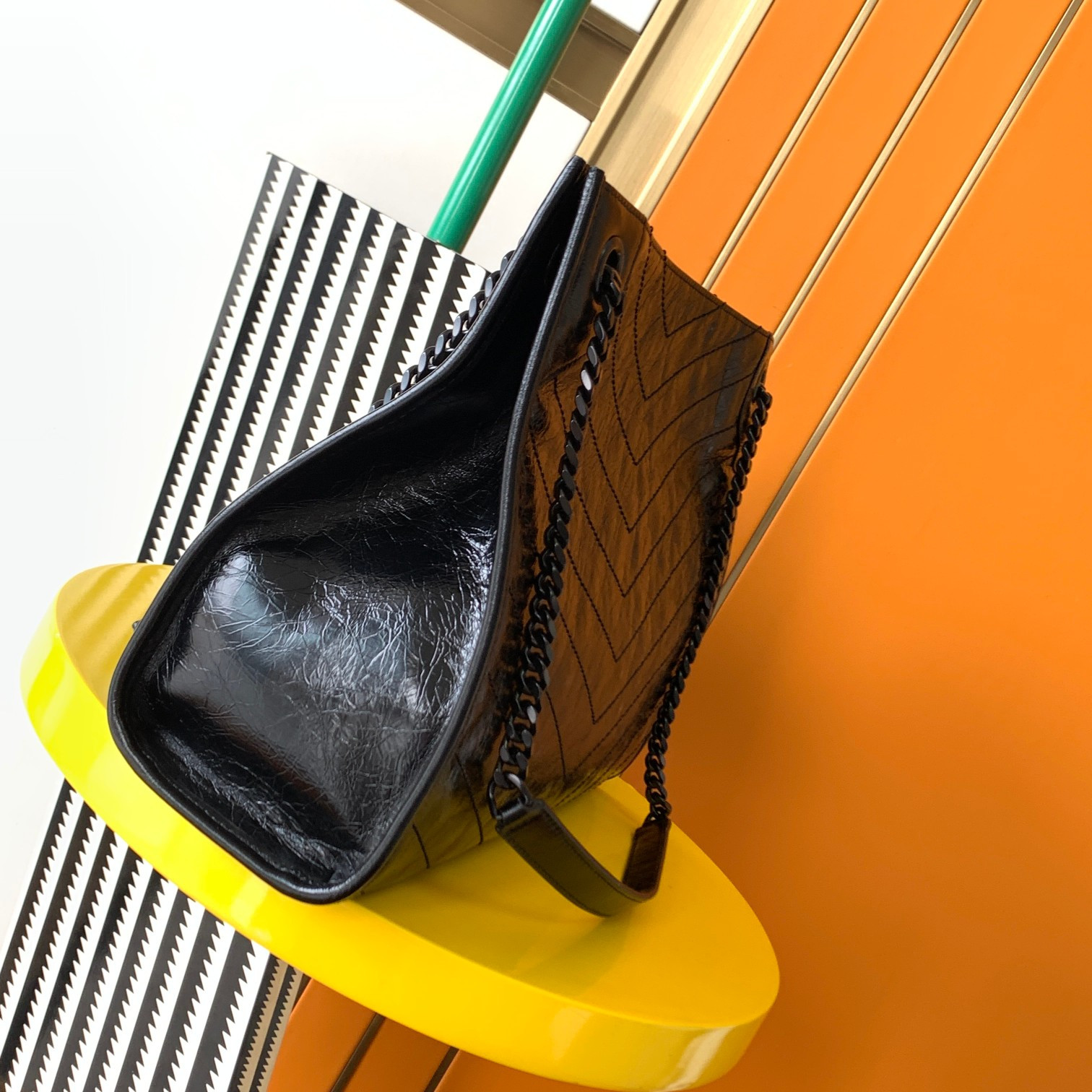 Y*L niki shopping in vintage leather 12.9 x 10.6 x 4.5 inches