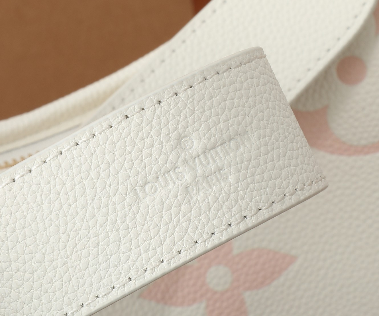 LV  CarryAll PM M24141 11.6x9.4x4.7 inches