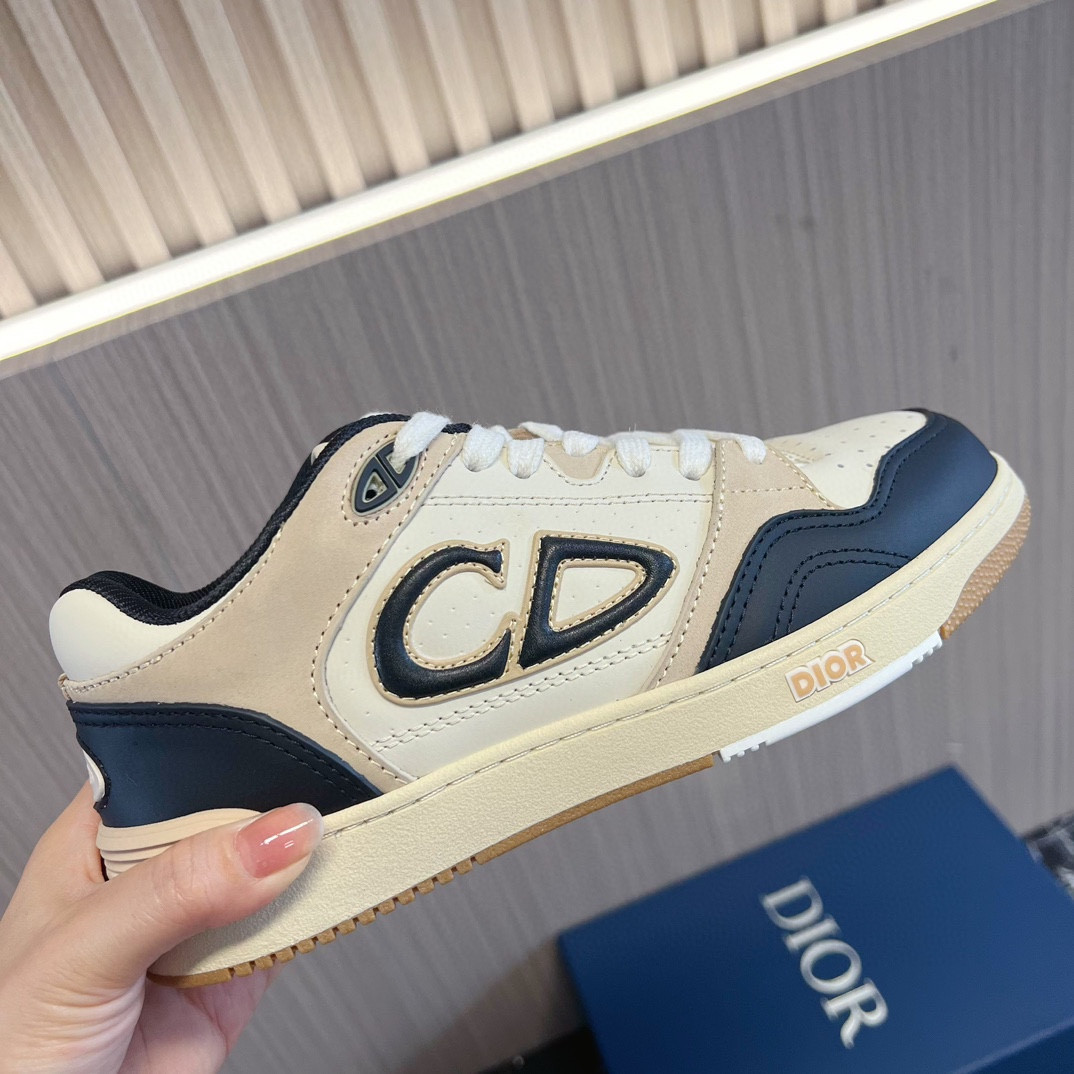 ua D*or b57 low-top sneaker