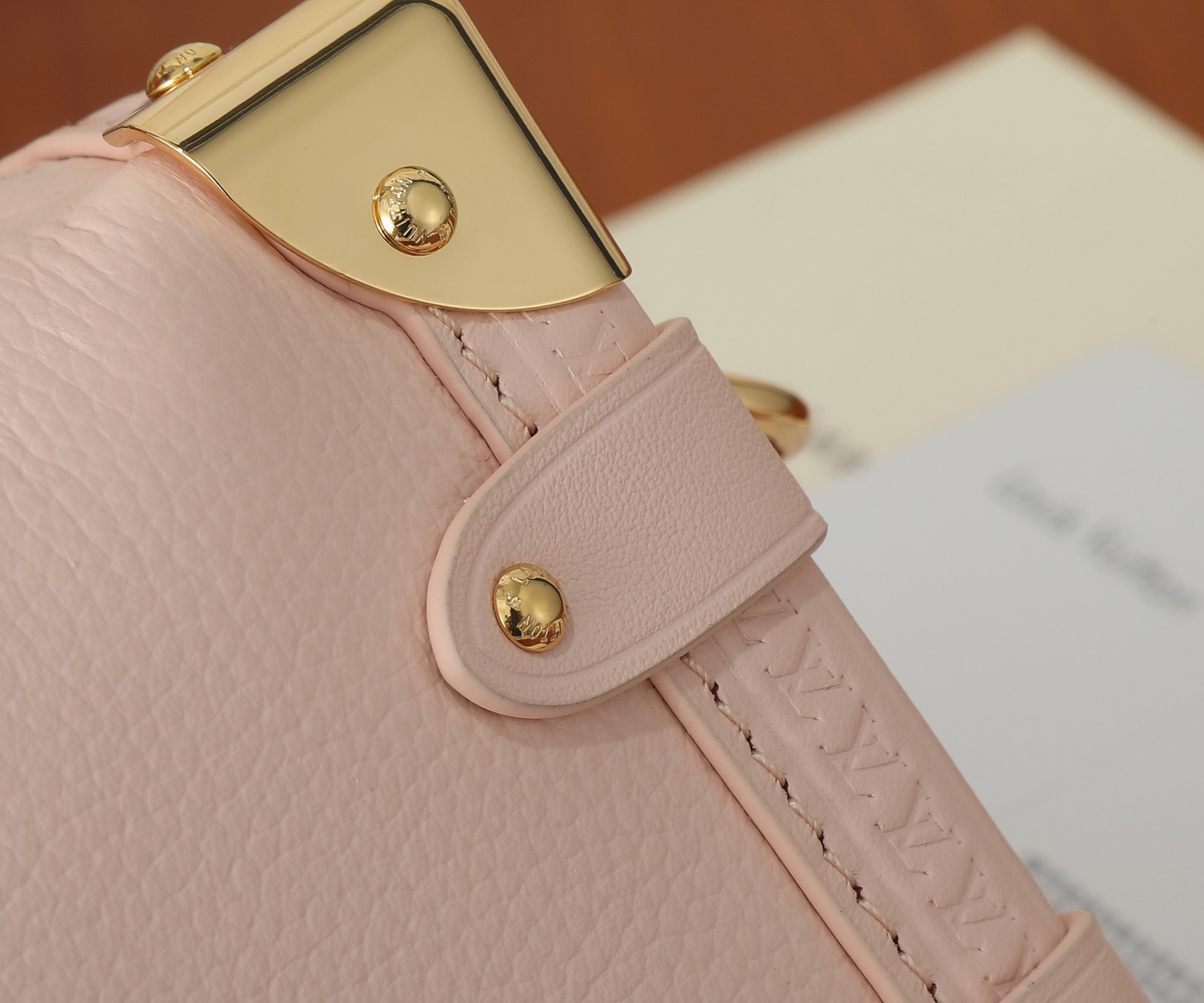 LV Side Trunk PM M25071 7.1 x 4.9 x 3.1 in