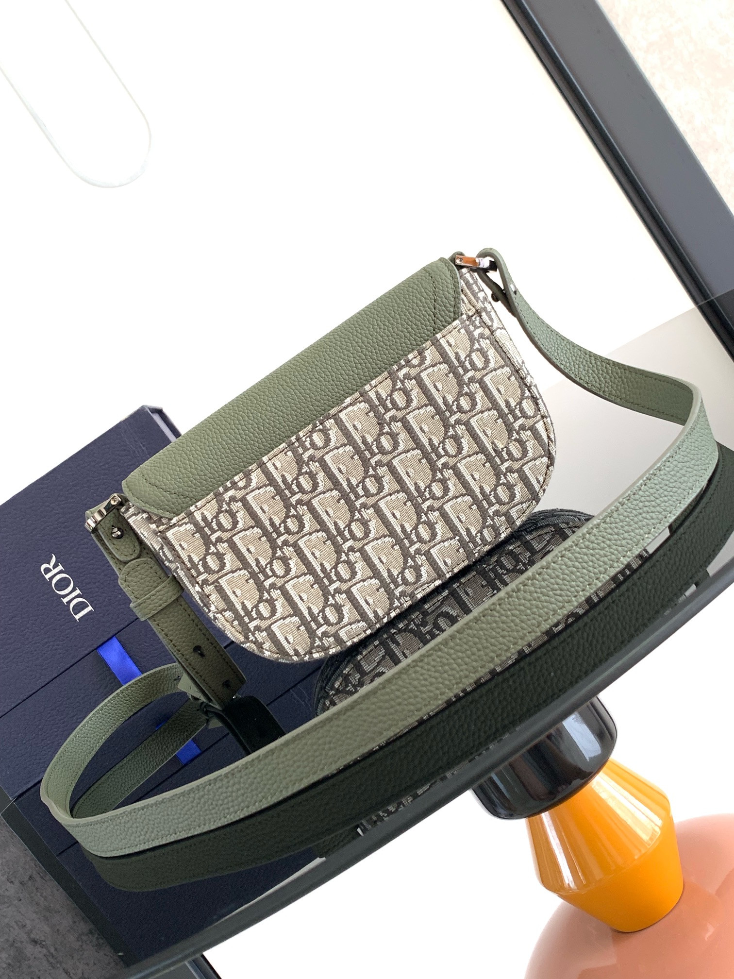 D*or saddle messenger bag 24 x 16.5 x 5.5 cm