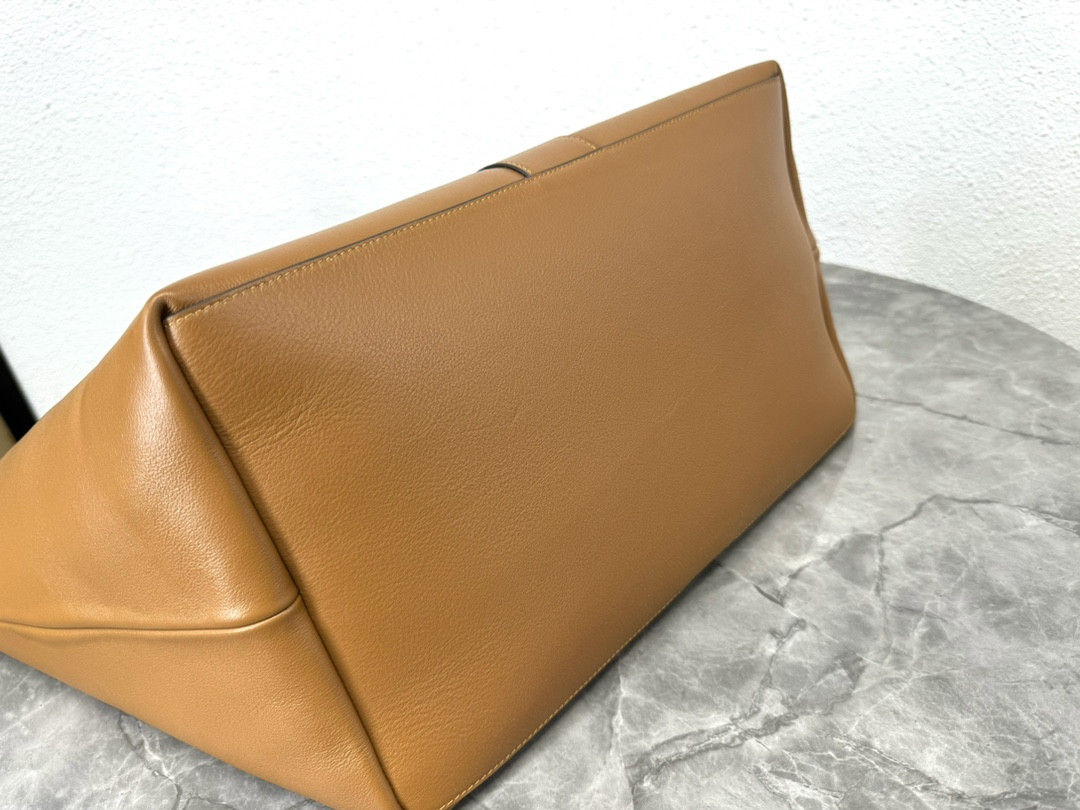 Y*L why tote 38 50x33x16cm