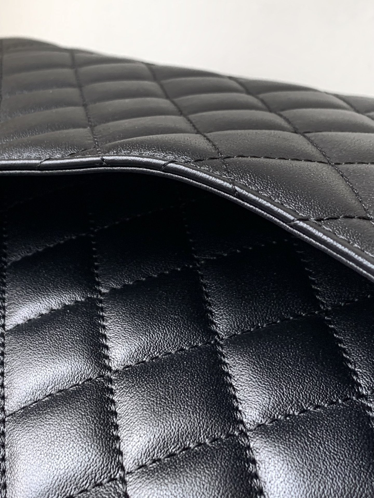 Ch*el cambon airport bag 33x24x11cm