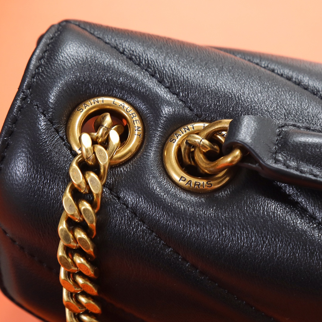 Y*L loulou small in matelassÉ lambskin 24x14x6cm