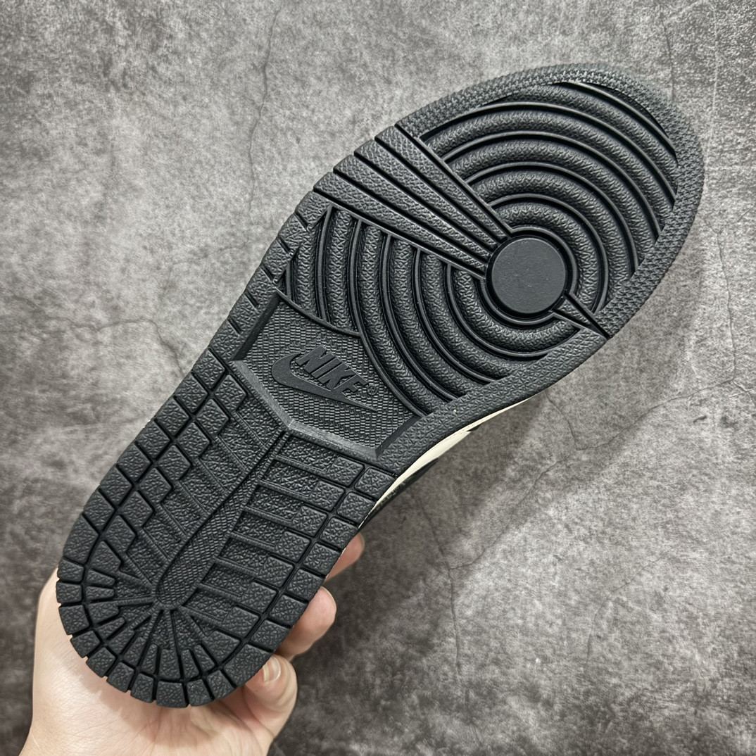 UA Air Jordan 1 Retro Low OG Mocha