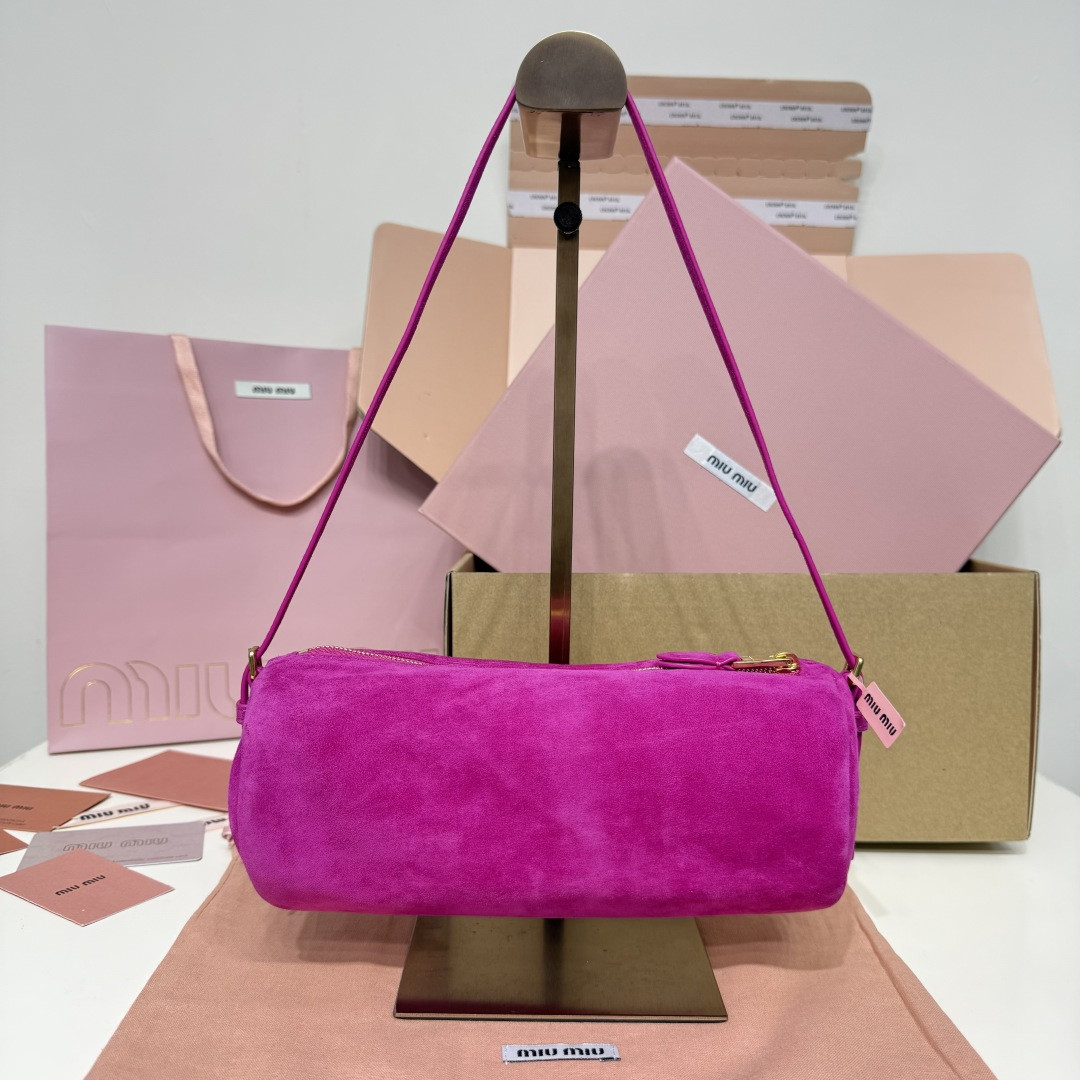 Miu Miu Suede pouch 22x9x9cm