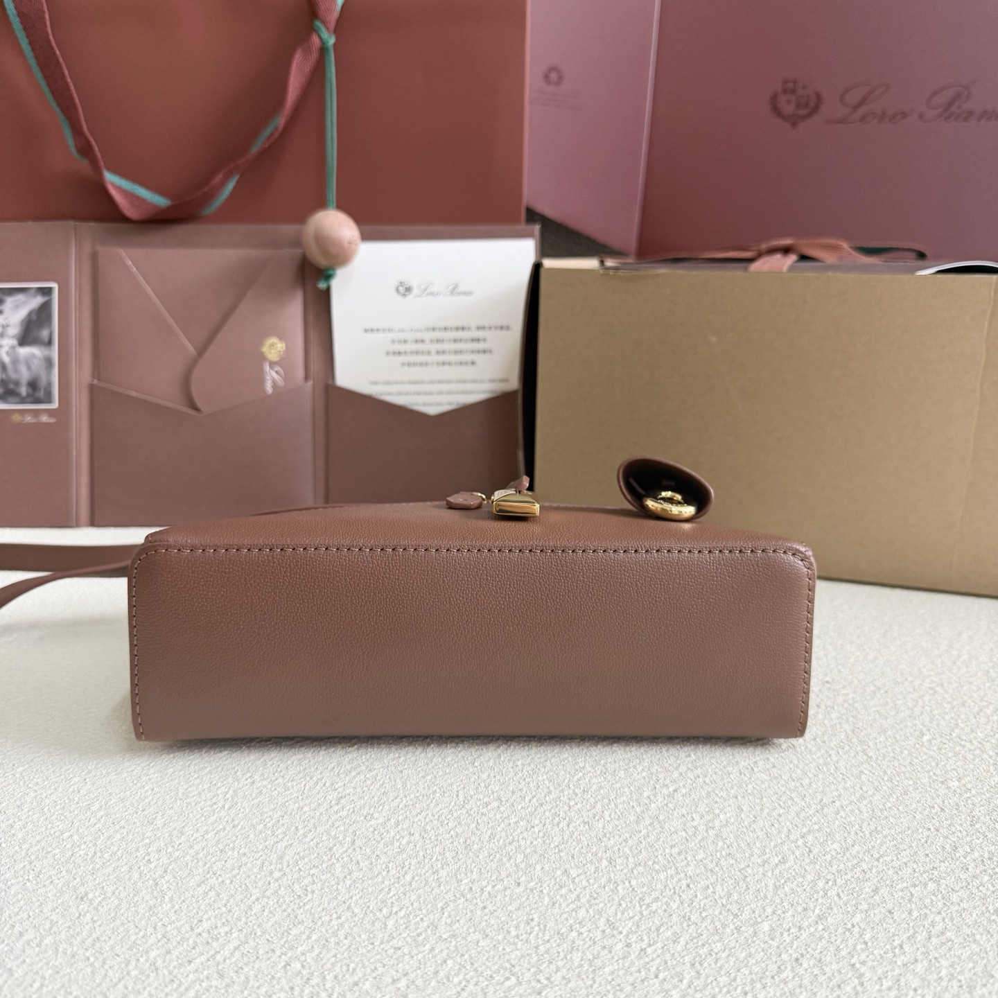 L**o p*ana extra bag l23 23x12x7cm