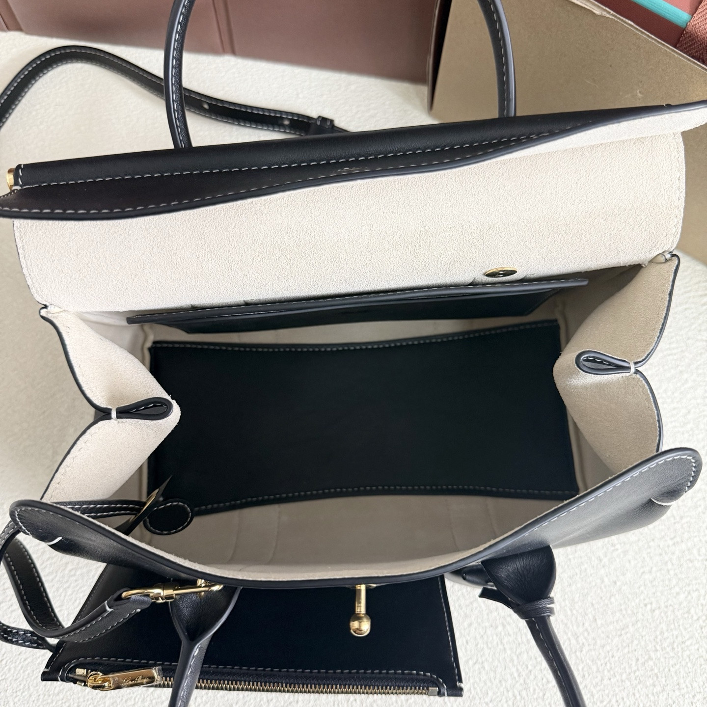 L**o p*ana loom l25 calfskin 25x18x12.5cm