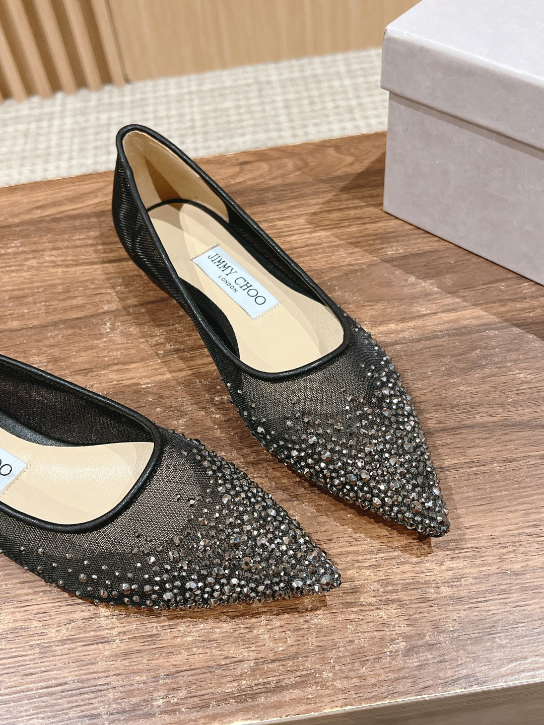 ua Ji*y Ch* flat shoes