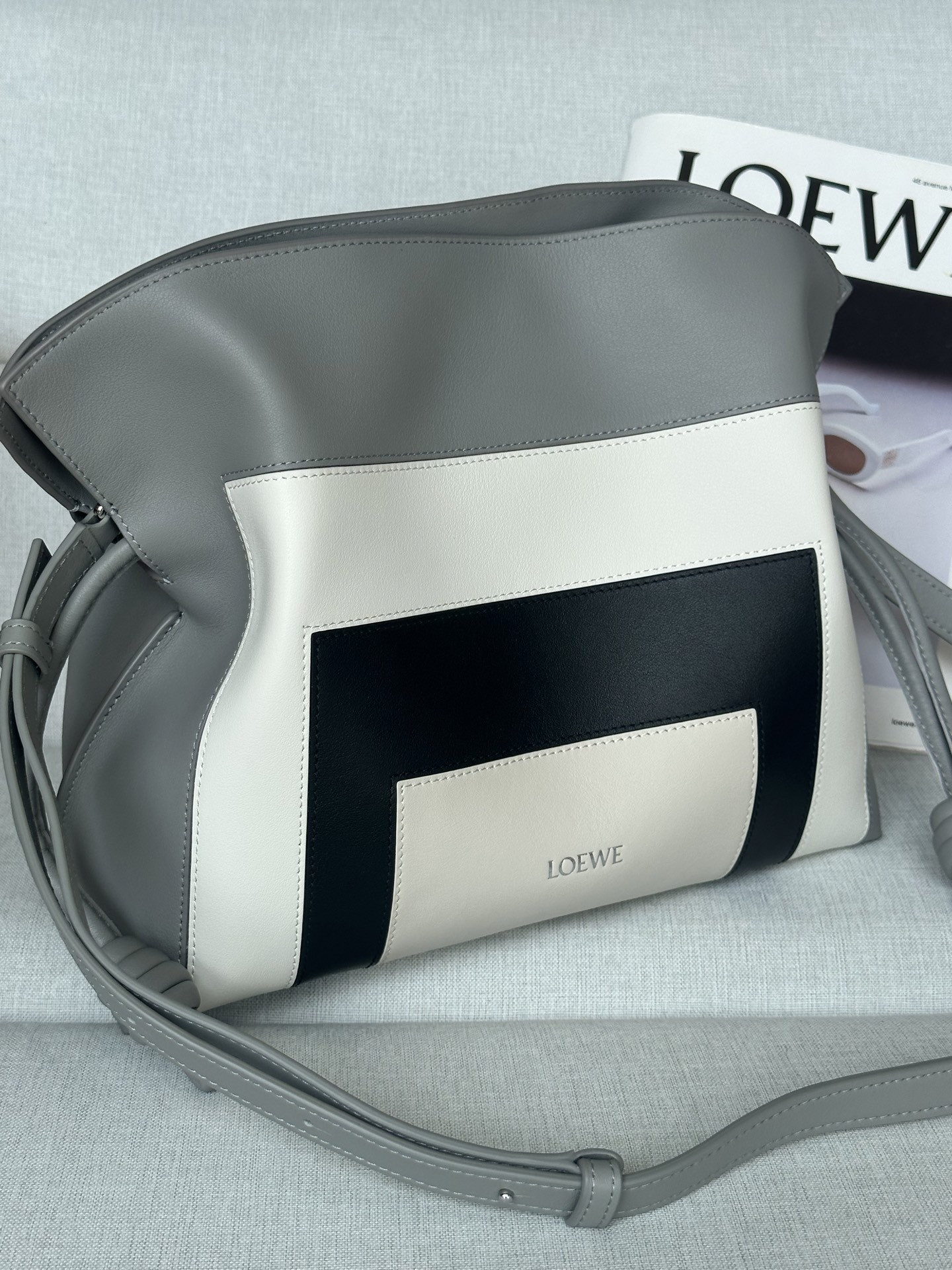 L0ew* x albers medium flamenco clutch in nappa calfskin 24.5x30x10.5cm